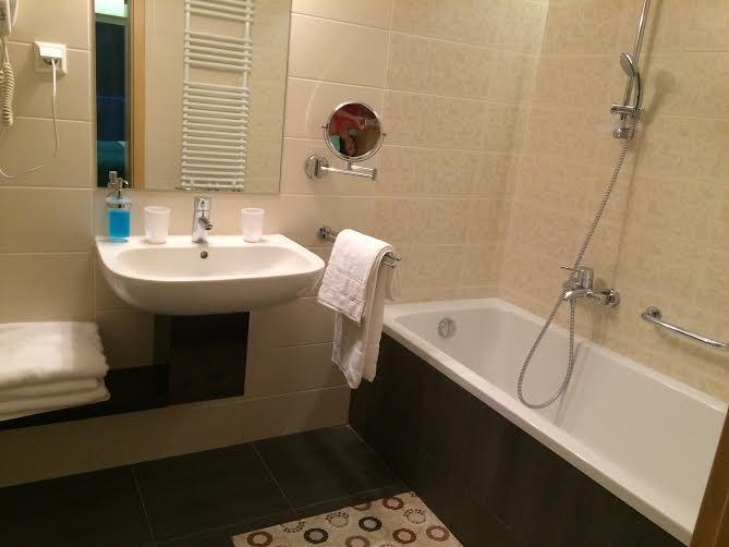 شقة Vizparti Wellness Apartman فيلينس المظهر الخارجي الصورة